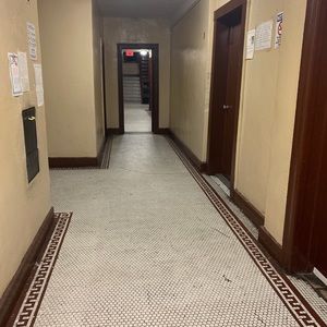 Meet your Posher, Cesar